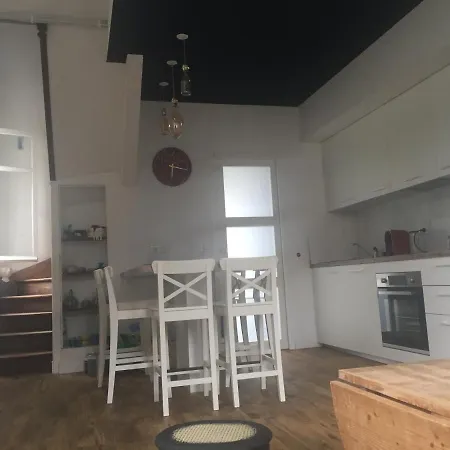 Duplex Idealement Situe